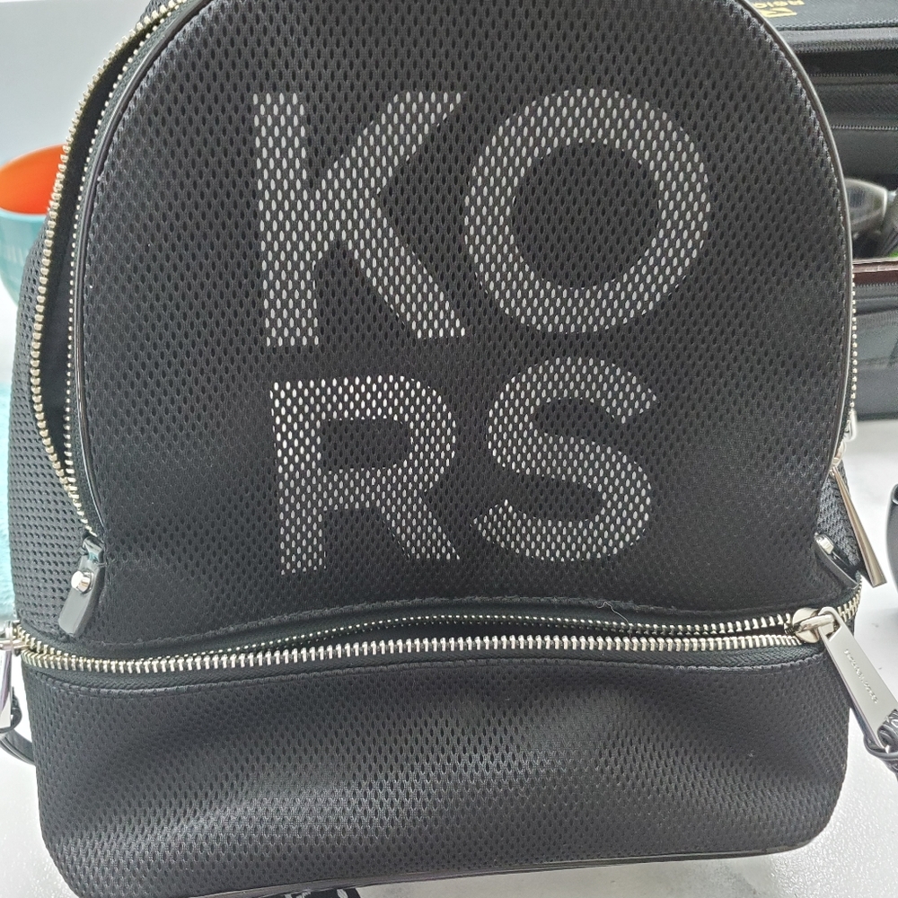 Michael kors bookbag